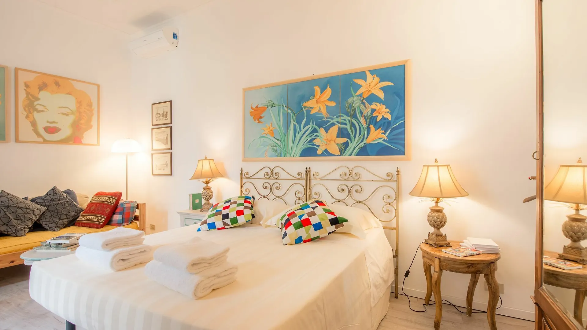 Santo Spirito View Apartment Florence